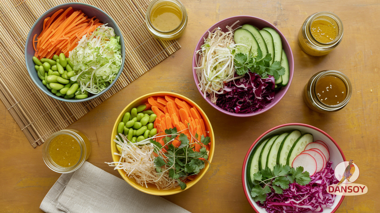 азійський детокс салат і соус